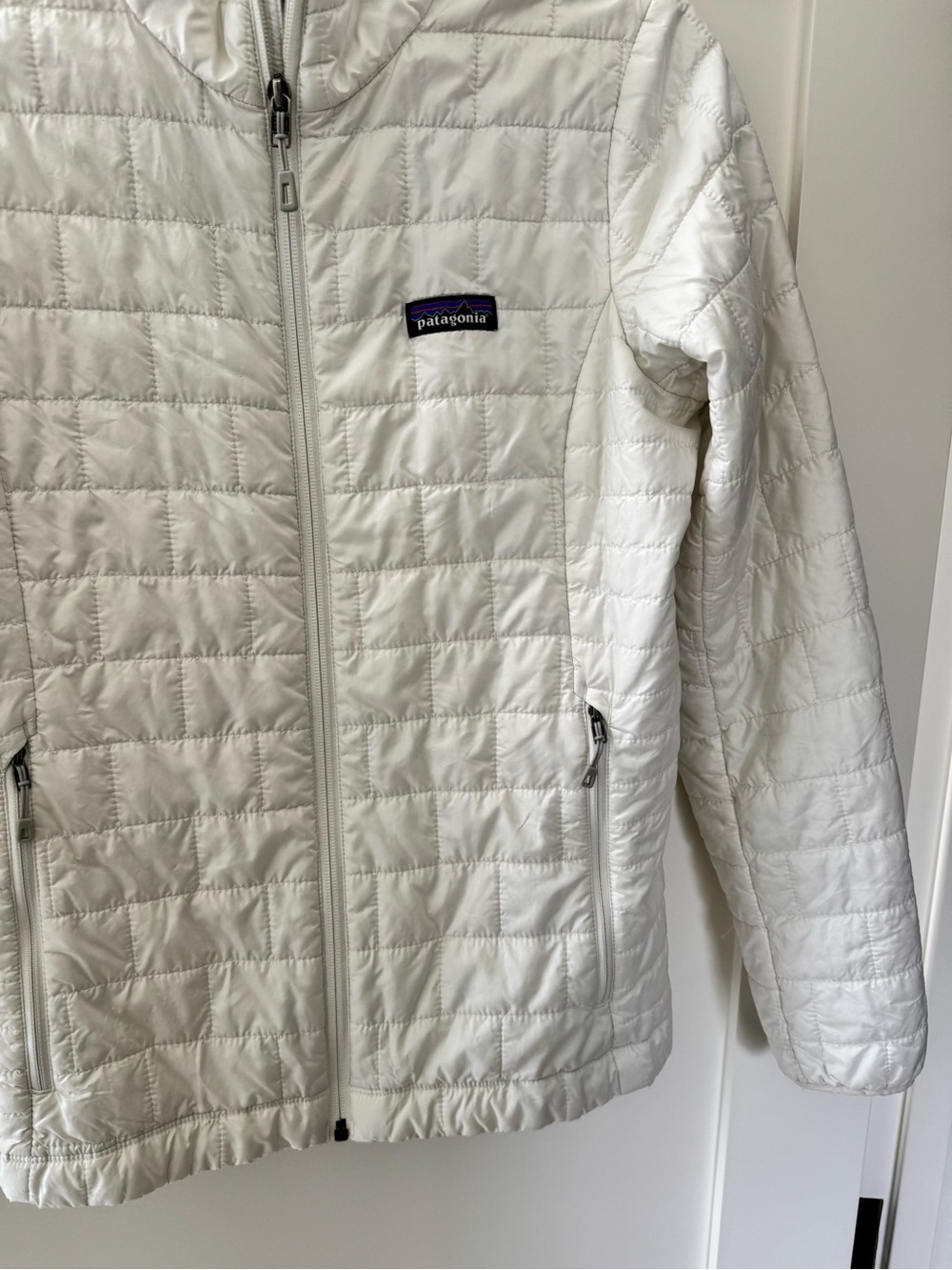 Patagonia Women’s Nanopuff Jacket - Picture 5 of 8